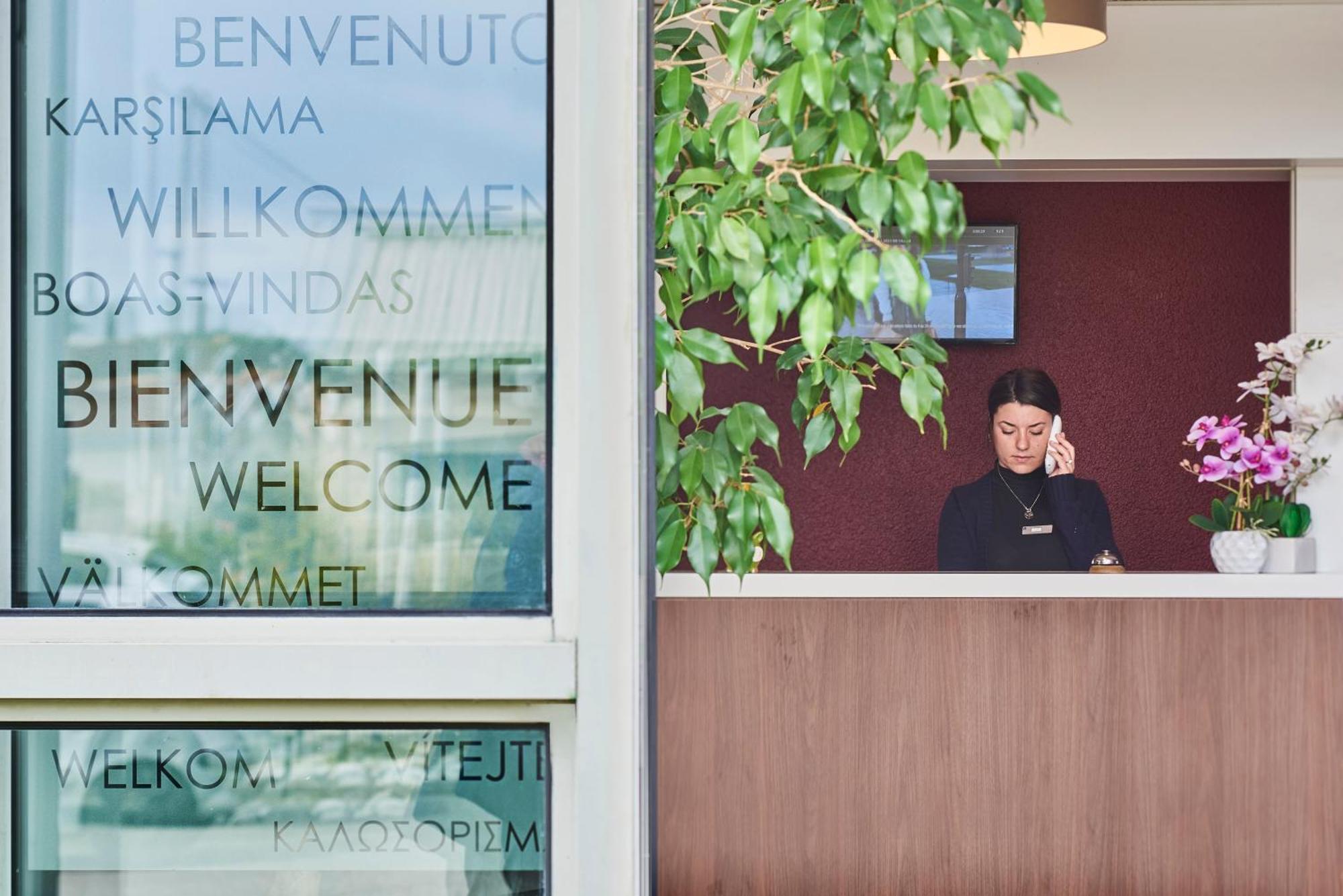 Blv Hotel Valence Nord - Bourg-Les-Valence - Ex-Campanile Exterior photo